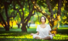 ac米兰官网-奇迹之夜，皮亚斯特里高光闪耀，索伯车队绝地翻盘威廉姆斯