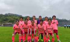 ac米兰官网-艰难拼搏，女队员在比赛中不怕困难的简单介绍