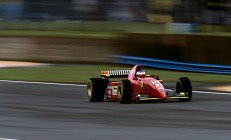 ac米兰-天山利刃出鞘！新疆队战术压制上海，锡安关键节点连斩锁定胜局