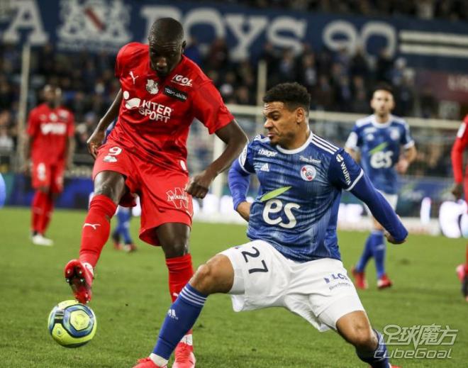 关于亚眠主场不敌梅斯,遭遇惨败的信息 关于亚眠主场不敌梅斯,遭遇惨败的信息