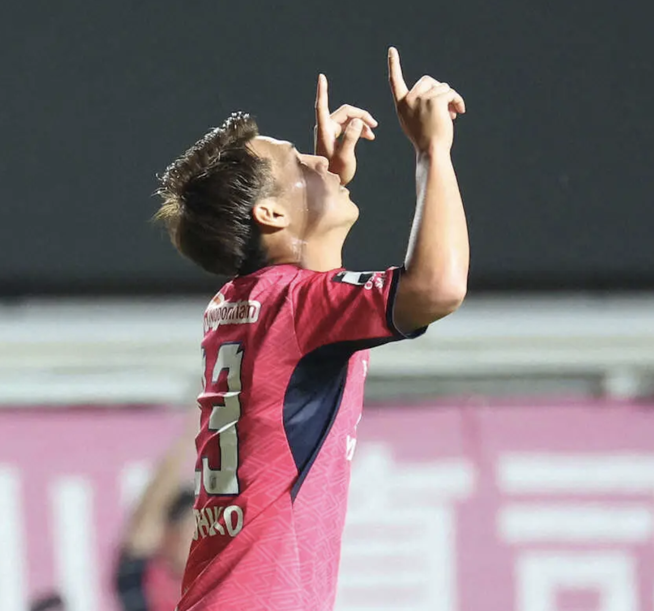 关于大阪樱花队主场失利,面临亚冠小组赛出局的信息 关于大阪樱花队主场失利,面临亚冠小组赛出局的信息