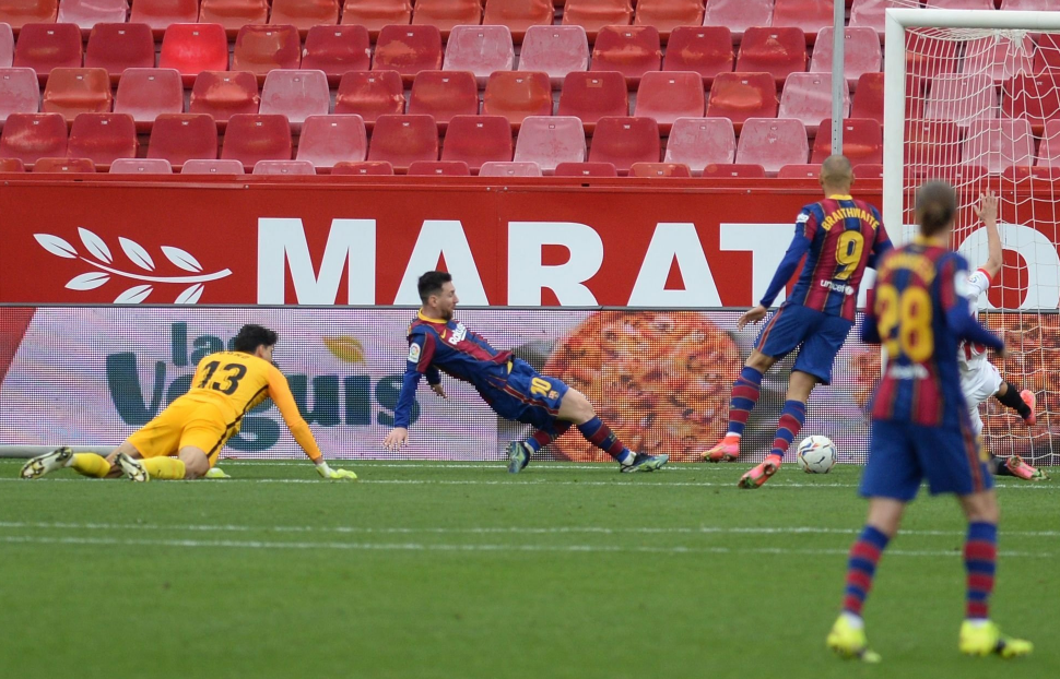 尤文图斯排除万难,成功追平反超的简单介绍 尤文图斯排除万难,成功追平反超的简单介绍