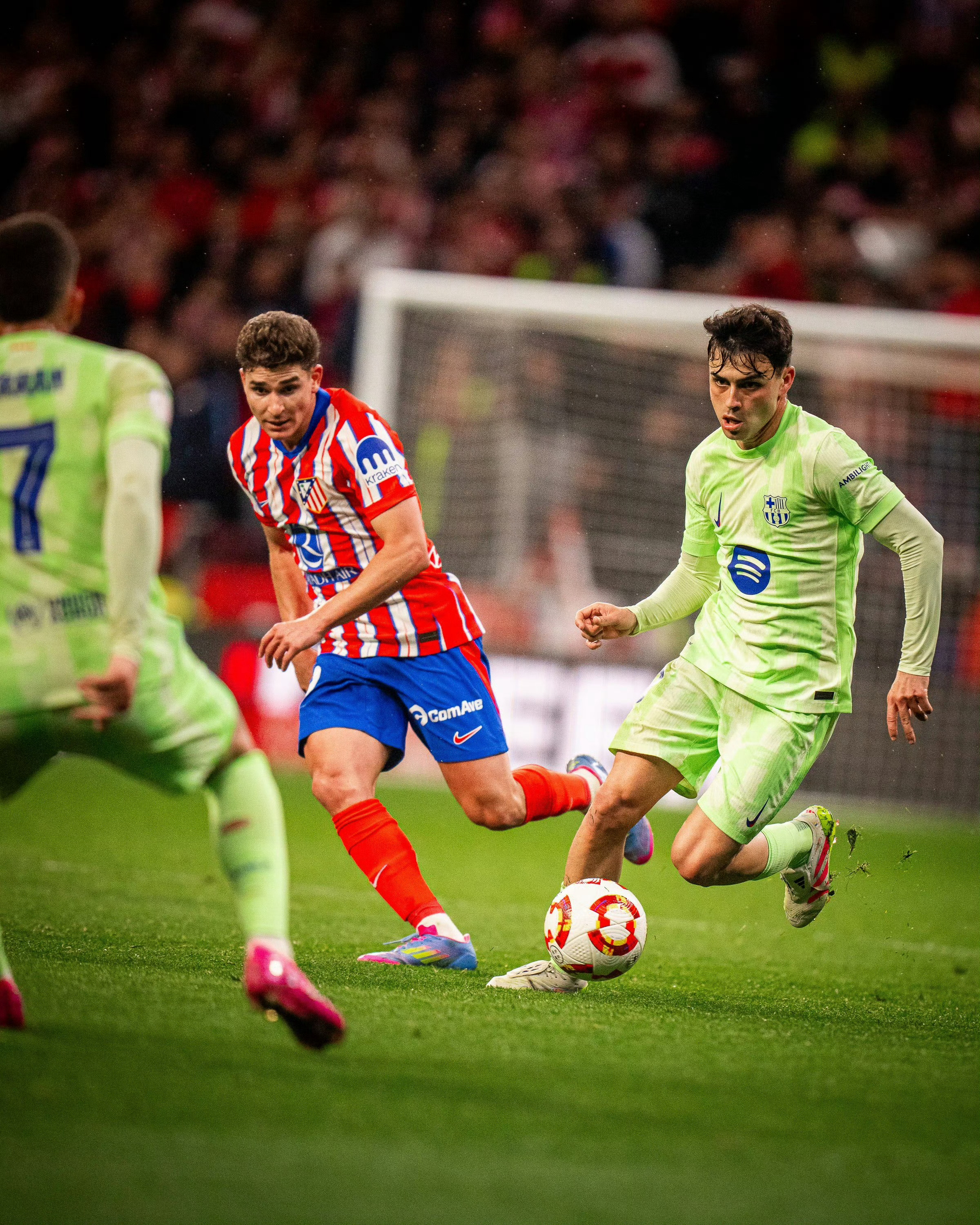 关于巴萨憾负,晋级危机重重的信息 关于巴萨憾负,晋级危机重重的信息