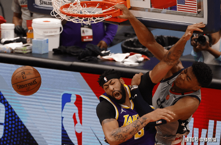 关于湖人全队集结训练,备战接下来苛刻赛程的信息 关于湖人全队集结训练,备战接下来苛刻赛程的信息