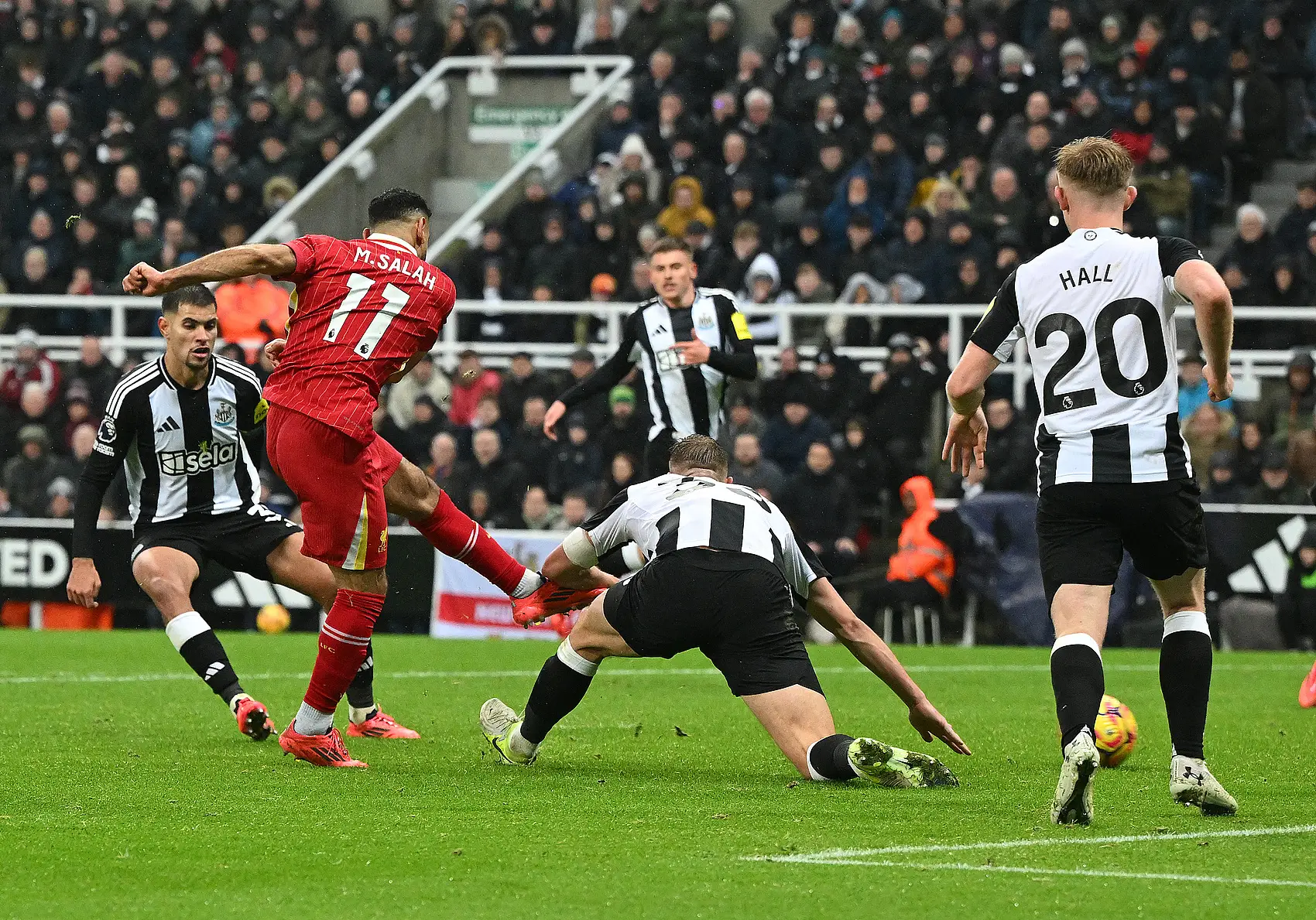 美国轻取利物浦，拉什福德点燃赛场的简单介绍