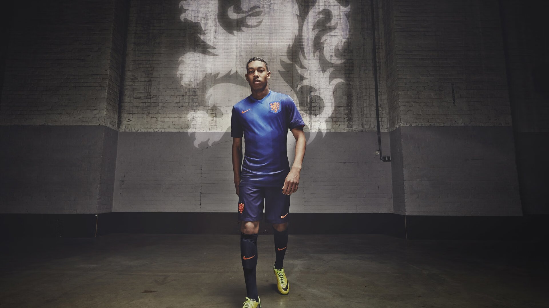 天使降临，阿根廷绝境重生，迪马利亚扛起全队，完胜墨西哥续写蓝白传奇